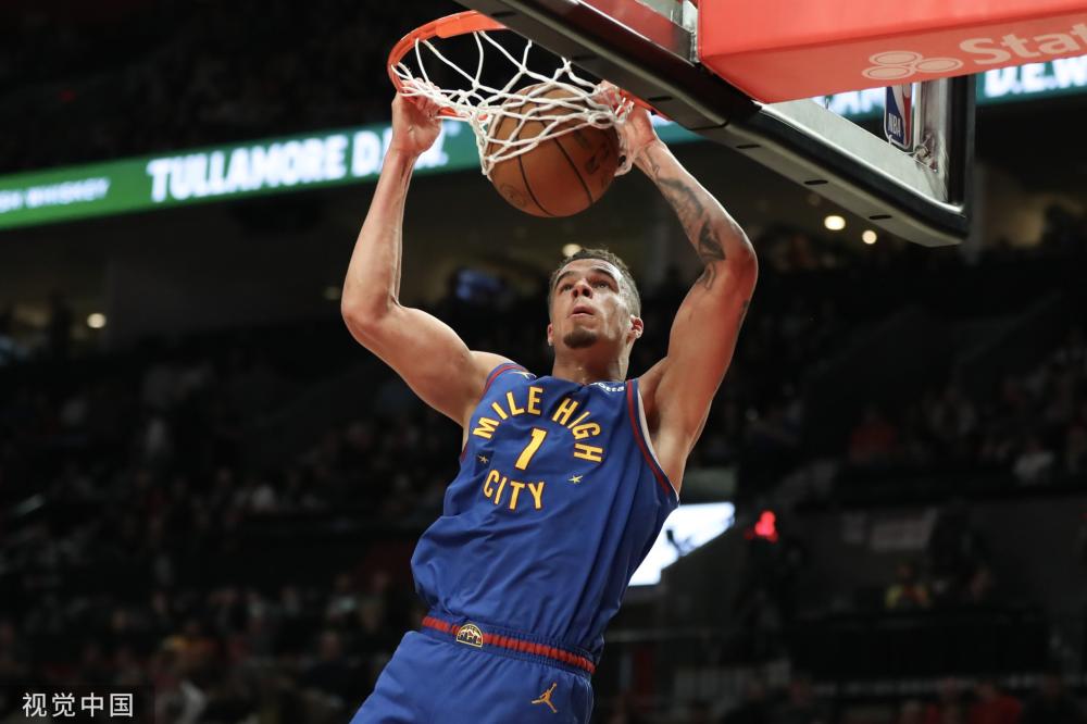 中的表现 中的表现