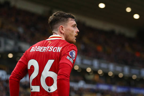 诺伊尔曾因 诺伊尔曾因