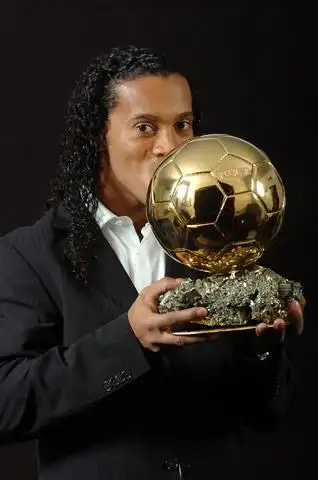 已经吸引了 已经吸引了